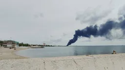 ВСУ атаковали две нефтебазы и воинскую часть в Крыму